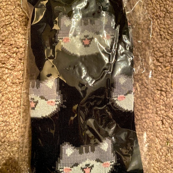 Cute Cat Walk Sock with Sweet Happy Kitty Face Grey Kitten Animal New Black Crew - Picture 3 of 3